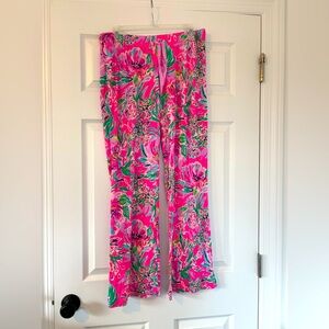 Lilly pulitzer pj knit pants. EUC. Large